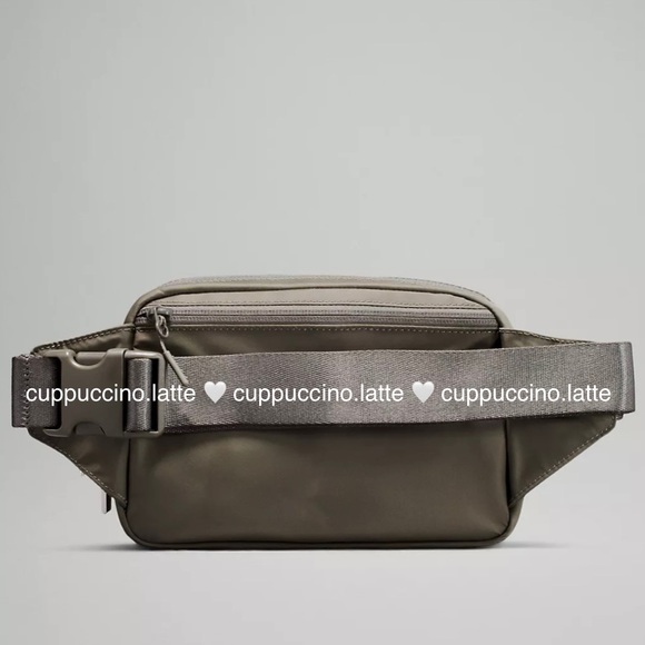 💚NWT💚Lululemon Athletica Everywhere Belt Bag Large in ‘Grey Sage’ - Picture 11 of 15